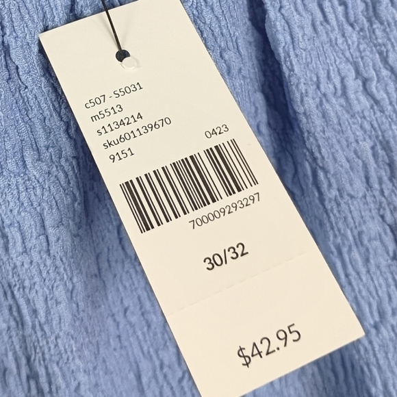 NWT Lane Bryant Fitted Cap Sleeve Wide Scoop Neck Blouse - Picture 5 of 7